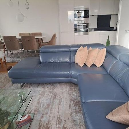 Cozy Double Room With Large En Suite Near Canary Wharf London With Amazing Views In A Shared Apartment Exterior foto